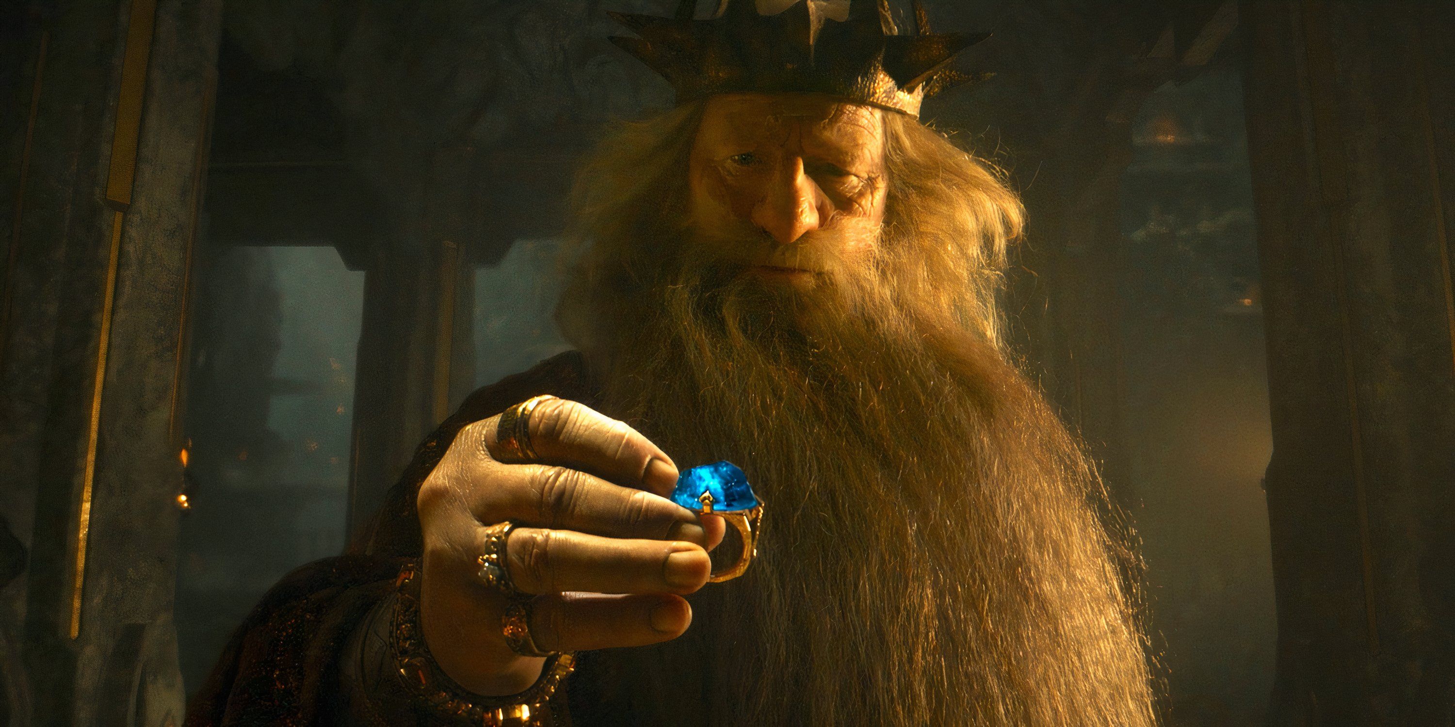 Durin III holds his ring in Rings of Power