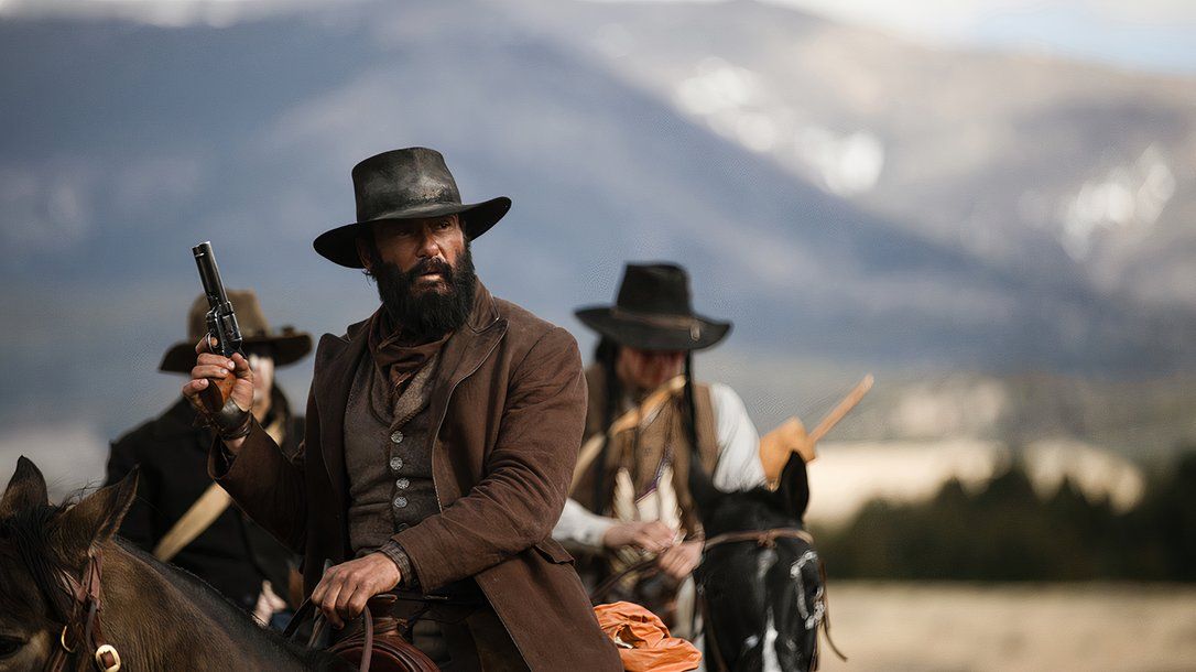 Tim McGraw as James Dutton along with the cast of 1883 as they hunt down bandits threatening their group of travelers.