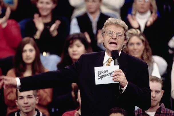 'Peleas, cámara, acción': Netflix explorará el show de Jerry Springer