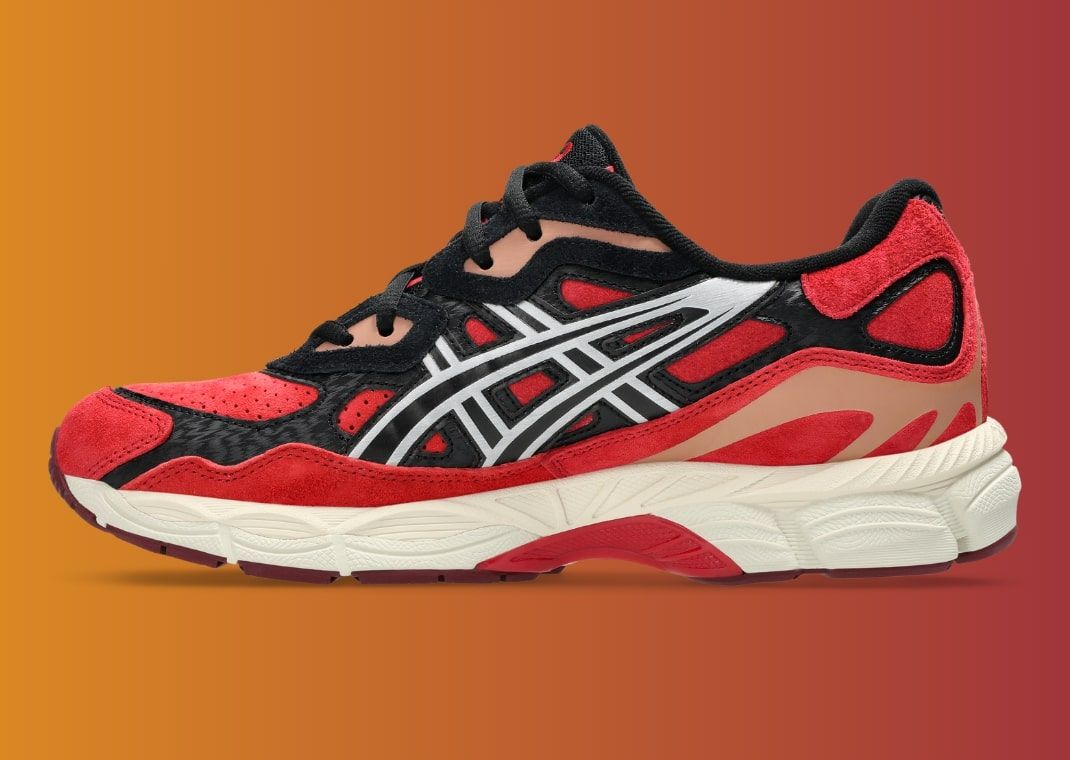 Bleach and ASICS Reveal the Anime's 20th Anniversary Ichigo & Renji Sneakers at NYCC