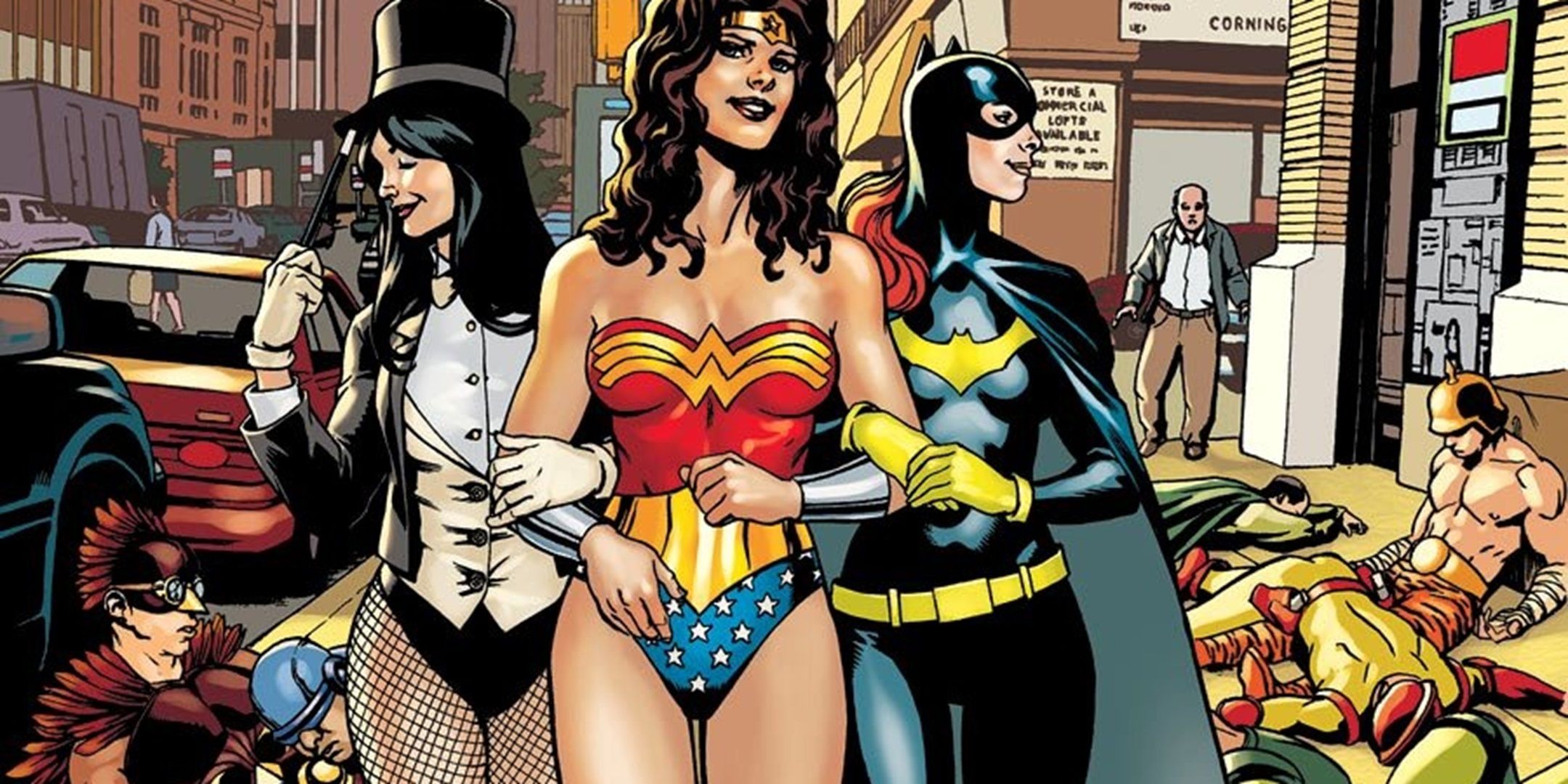 Mulher Maravilha andando de braços dados com Zatanna e Batgirl