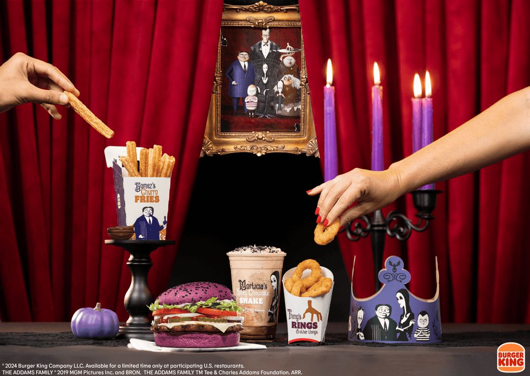 Burger King lanza las comidas temáticas de la familia Addams con Purple Whoppers