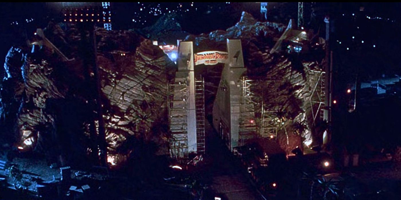 One of The Jurassic Park Trilogy's Biggest Plot Holes Was Hidden in Plain Sight