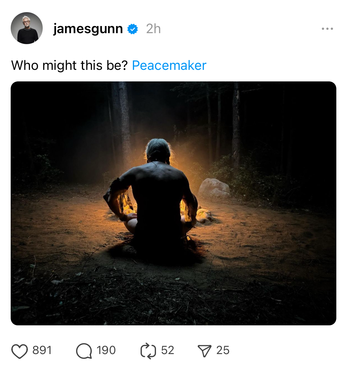 '¿Quién podría ser?': James Gunn se burla del personaje enigmático en la foto de la segunda temporada de Peacemaker