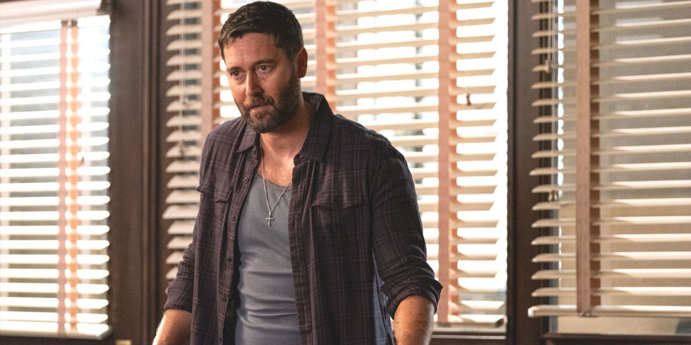 Ley y orden temporada 24, episodio 3: Ryan Eggold rompe el peor hábito del programa