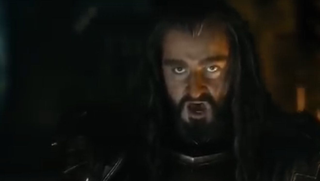 Thorin diz a Bilbo (fora da câmera) que não se desfará de uma única moeda na Batalha dos Cinco Exércitos.