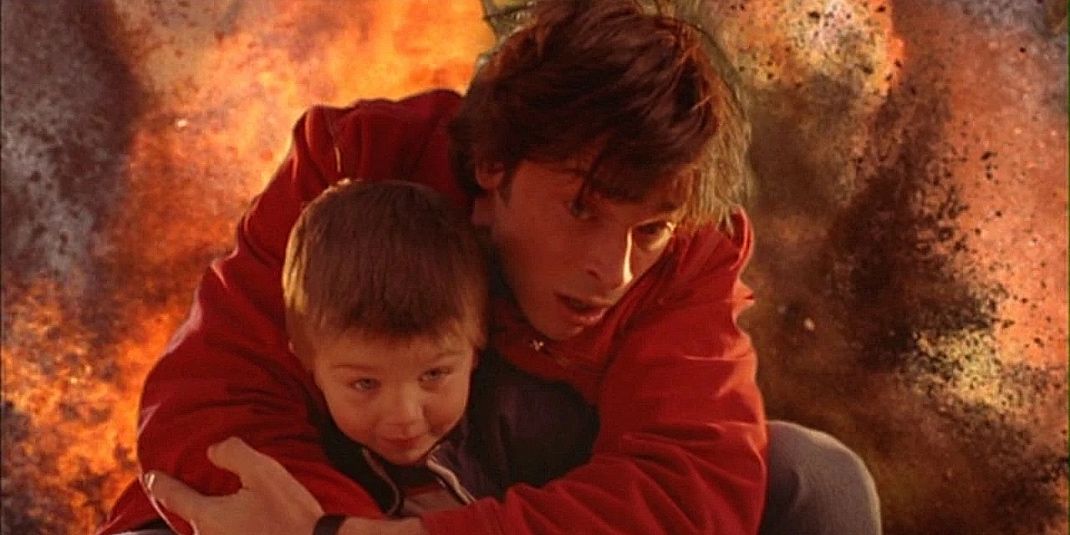 10 Smallville Moments Where Clark Should Have Worn Supermans Suit