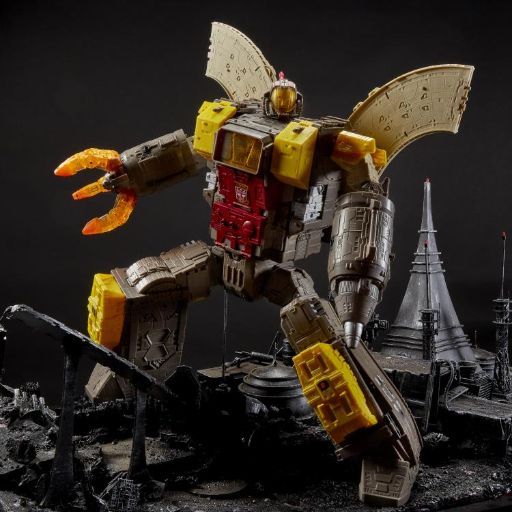 Transformers Re-Releases Its First Gen 1 Autobot 'Titan'