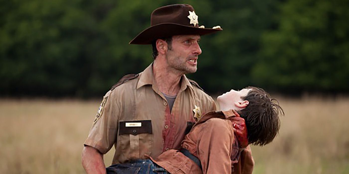 10 Times a Walking Dead Character Shouldve Died (But Didnt)