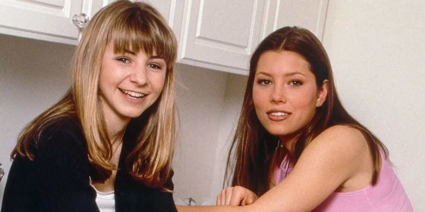 7th Heaven's Jessica Biel and Beverley Mitchell Reunite in New Photo 17 Years Later