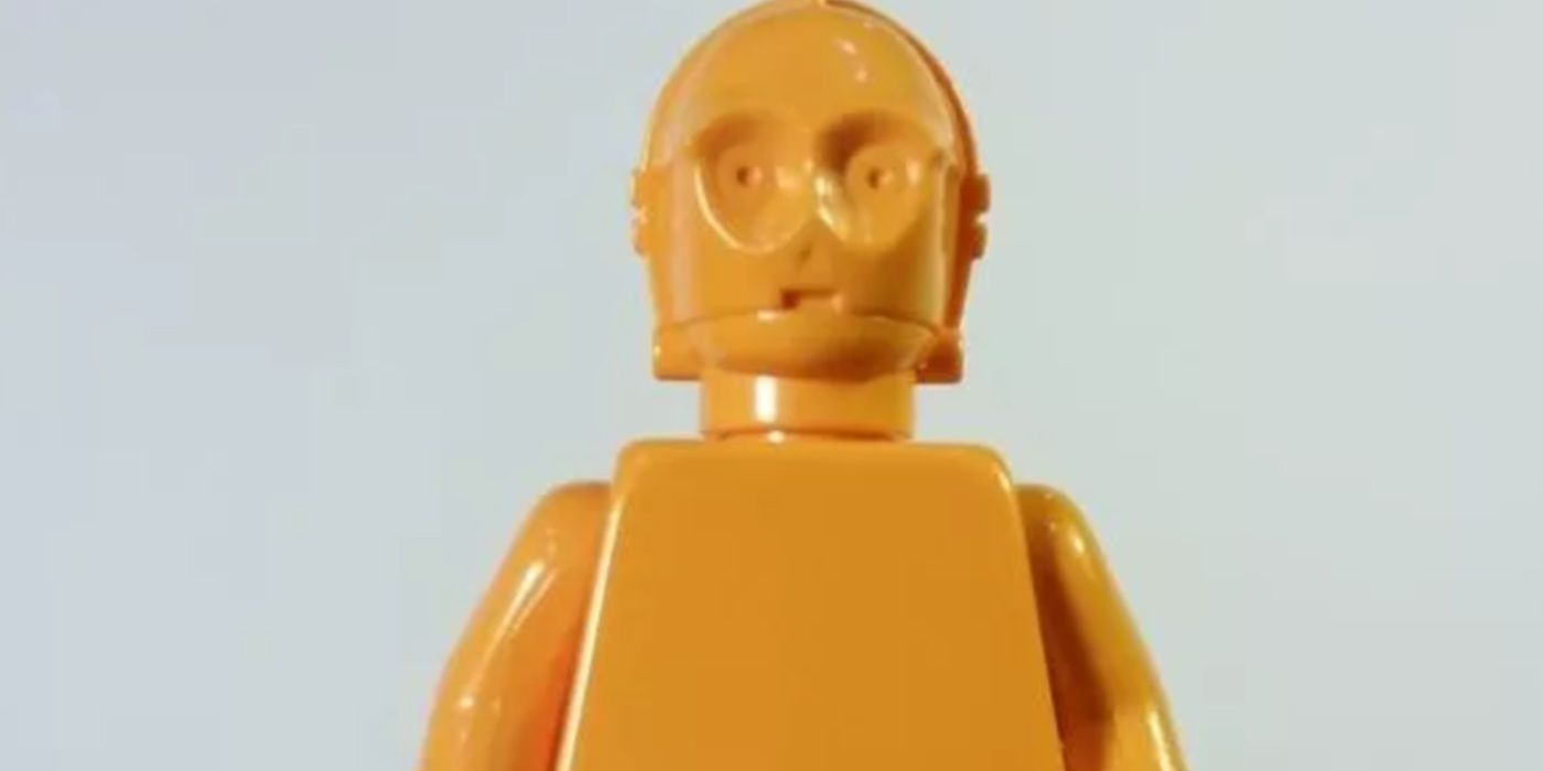 A imagem mostra a figura LEGO do nascimento C-3PO de 1999