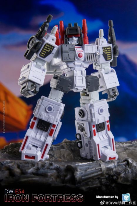 Una figura de acción clásica de Transformers G1 obtiene una recreación moderna en la presentación de un nuevo prototipo