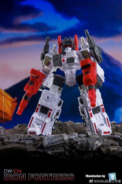 Una figura de acción clásica de Transformers G1 obtiene una recreación moderna en la presentación de un nuevo prototipo