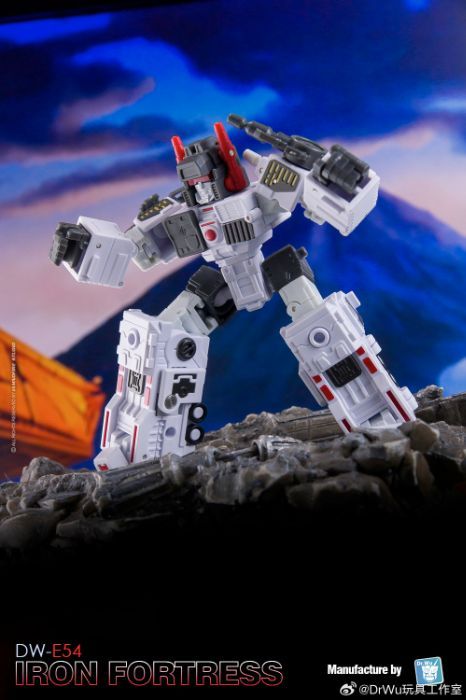 Una figura de acción clásica de Transformers G1 obtiene una recreación moderna en la presentación de un nuevo prototipo