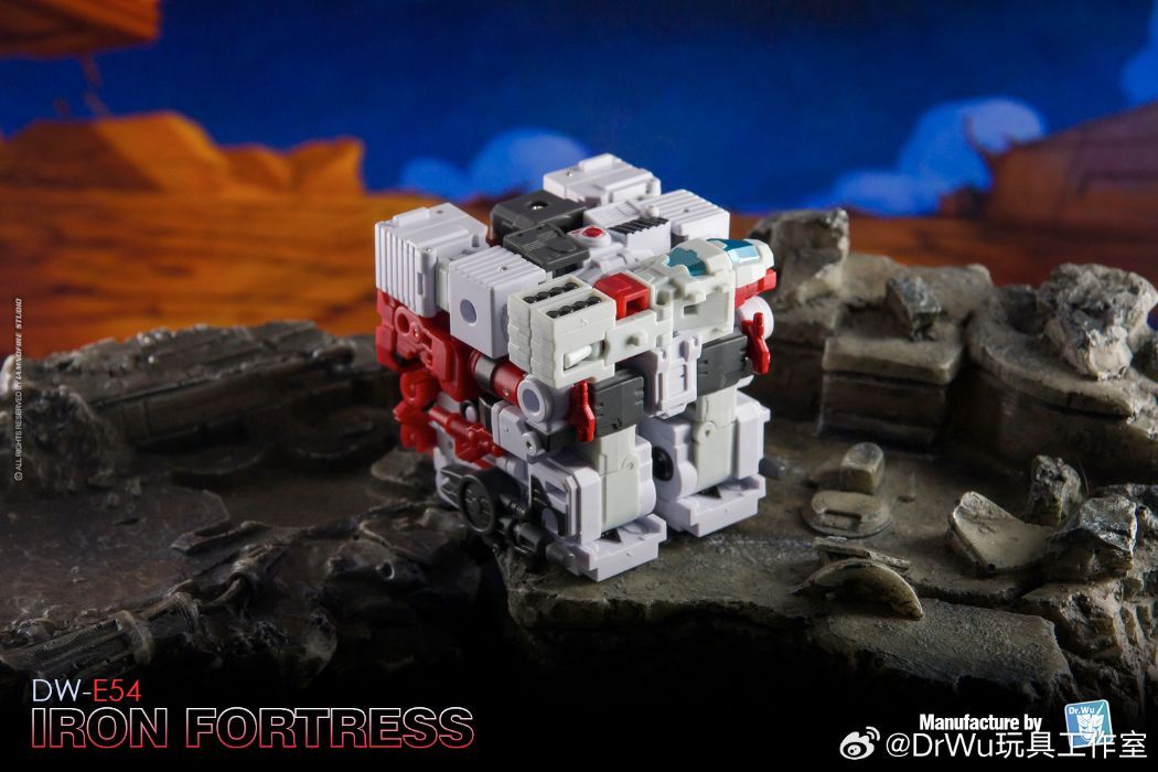 Una figura de acción clásica de Transformers G1 obtiene una recreación moderna en la presentación de un nuevo prototipo