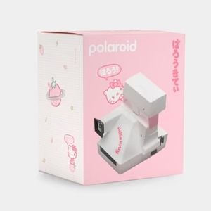 Hello Kitty возвращает ретро в новой «совершенно розовой» версии камеры Polaroid