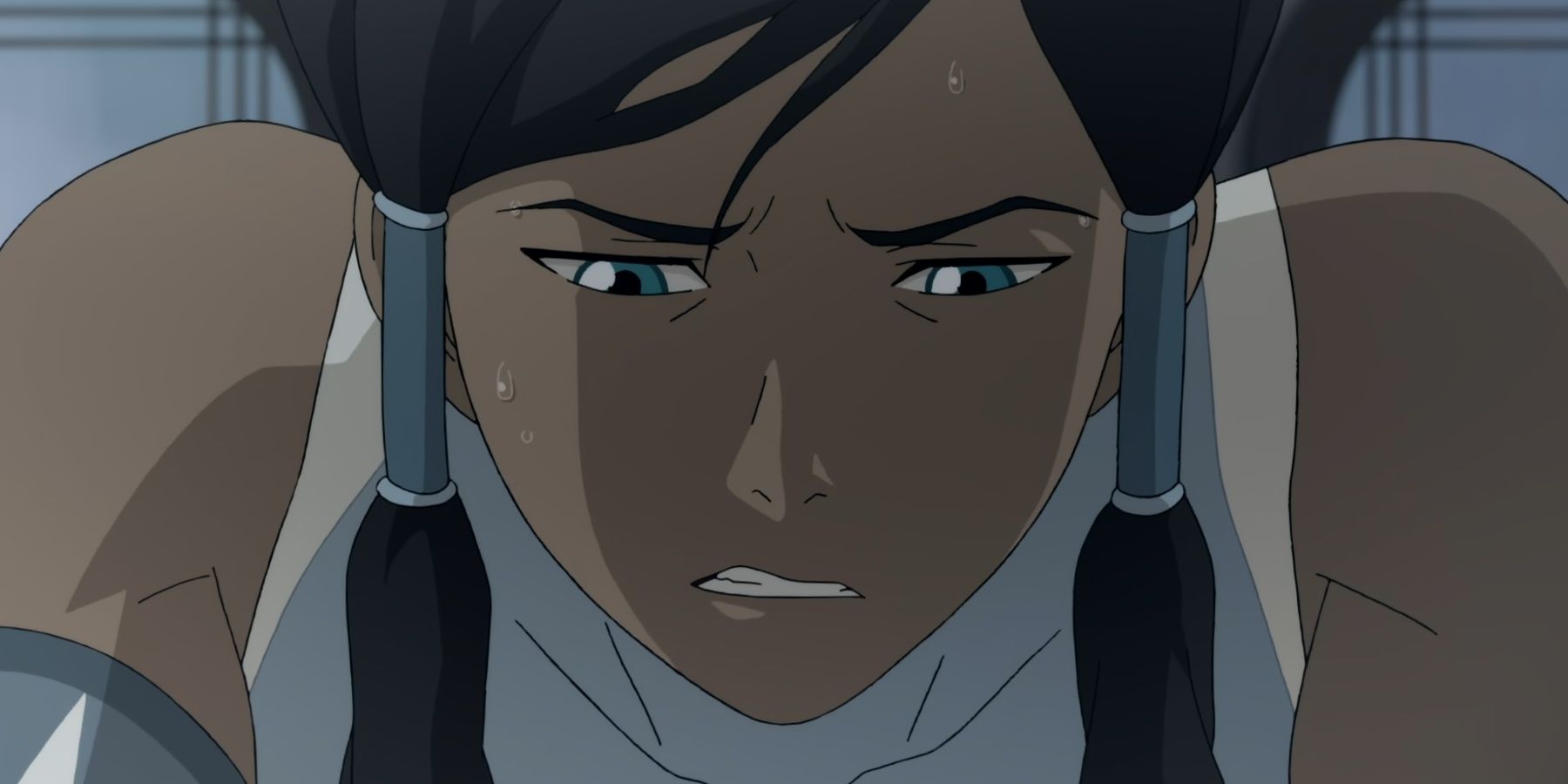 Korra olha para baixo enquanto suava.