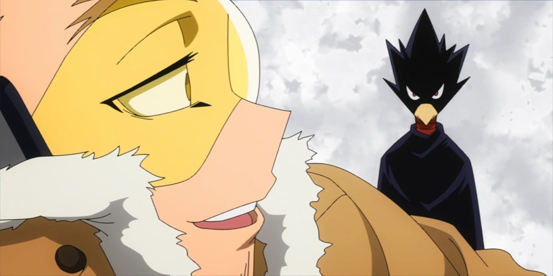 Hawks está conversando com Fumikage Tokoyami