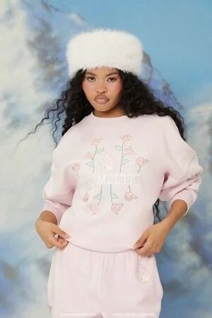 Hello Kitty и Forever 21 возвращаются с новым зимним релизом Snow Cute