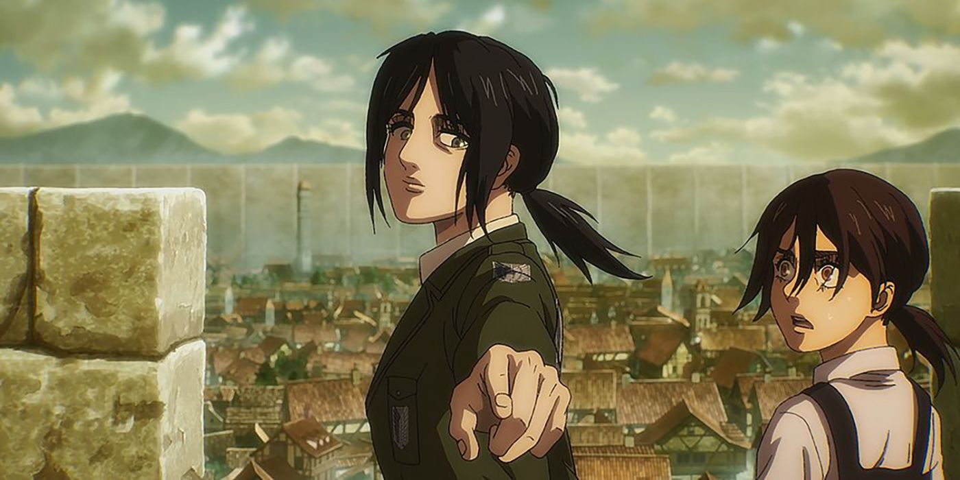 Pieck señalando a Eren como enemigo