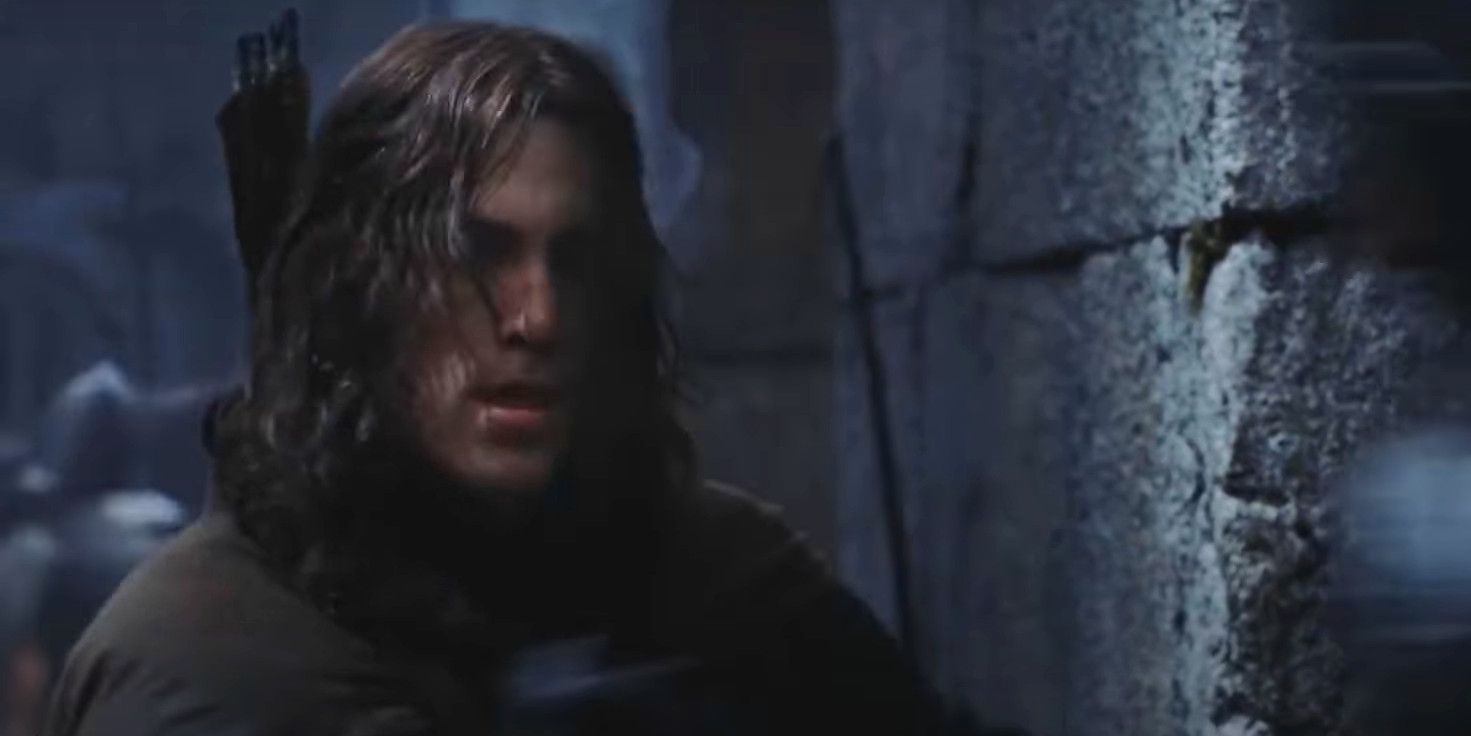 Royd Tolkien as a Gondorian during the Battle of Osgiliath in The Lord of the Rings: The Return of the King