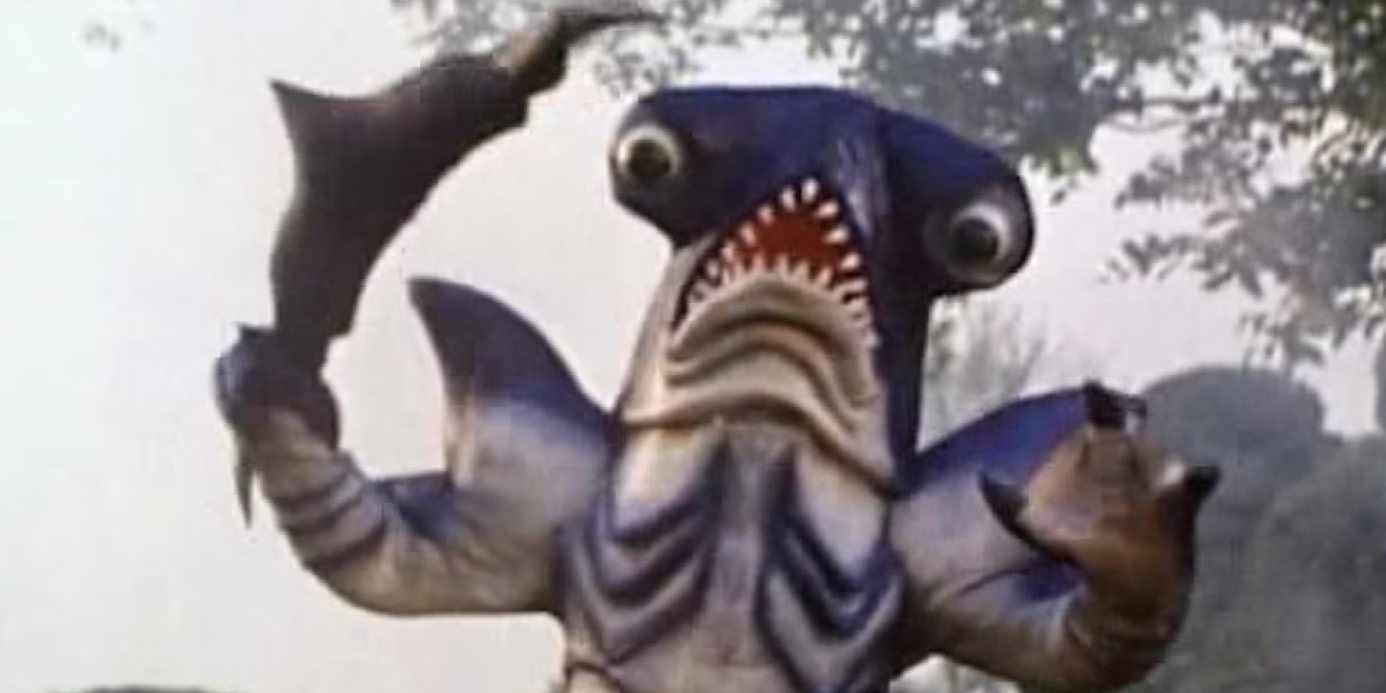 Slippery Shark aparece na primeira temporada dos Power Rangers.