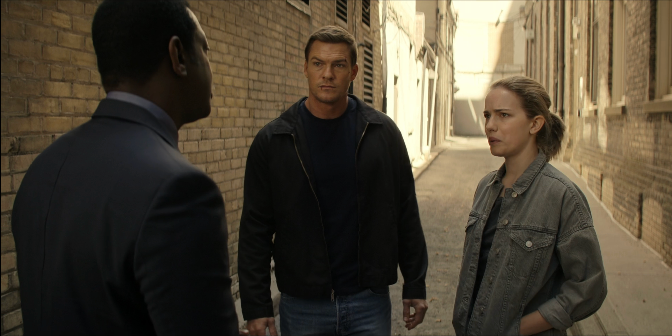 Reacher- Reacher e Roscoe conversam com o FBI