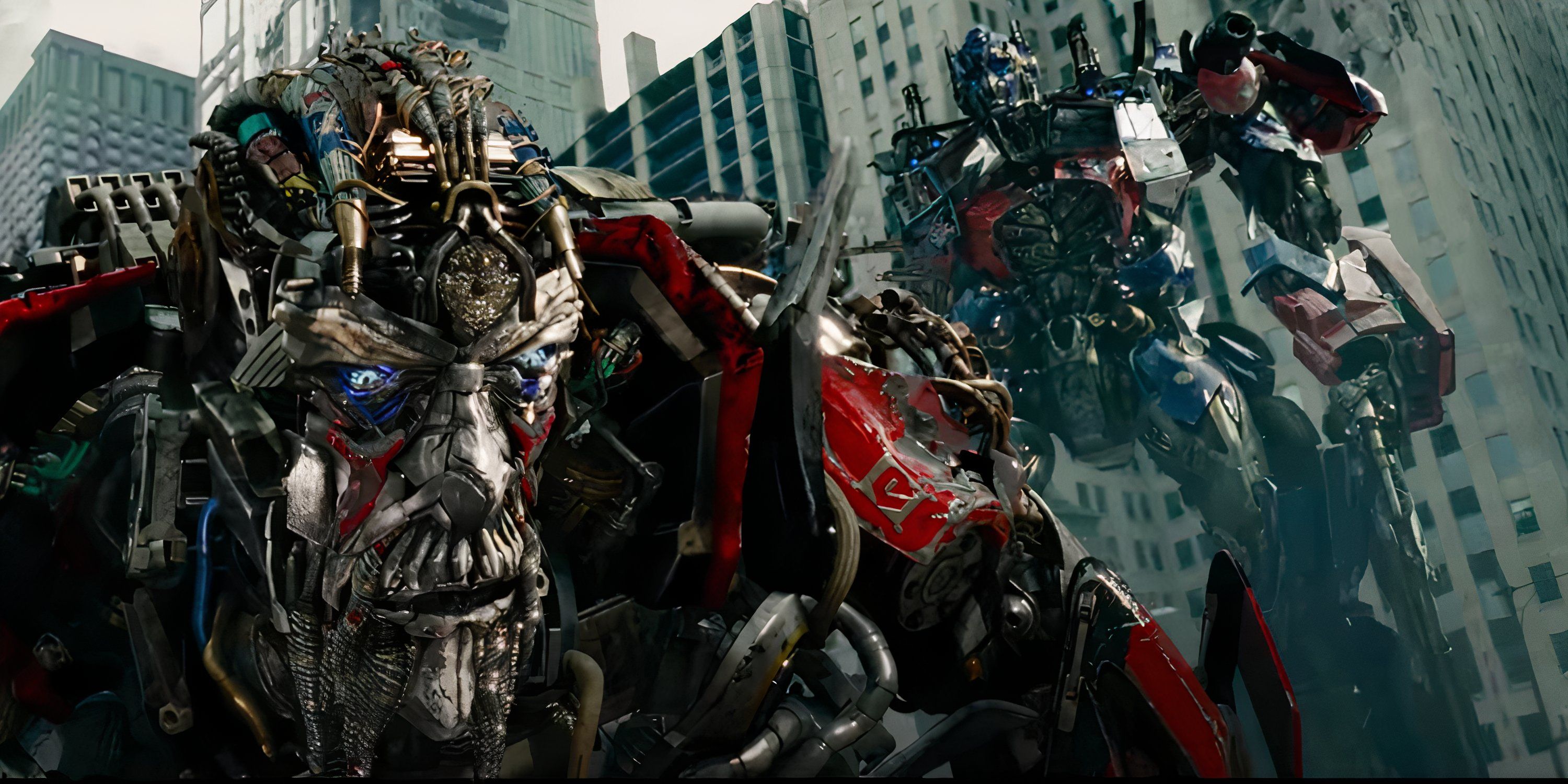 Optimus Prime mata Sentinel Prime em Transformers: Dark of the Moon