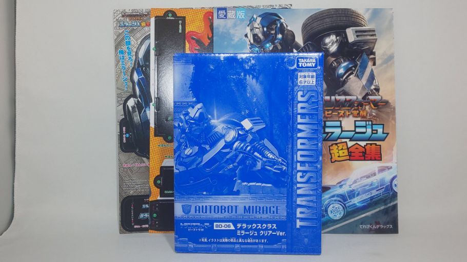 Transformers Fans Get First Look at New Holographic Mirage in Rare Action Figure Reveal