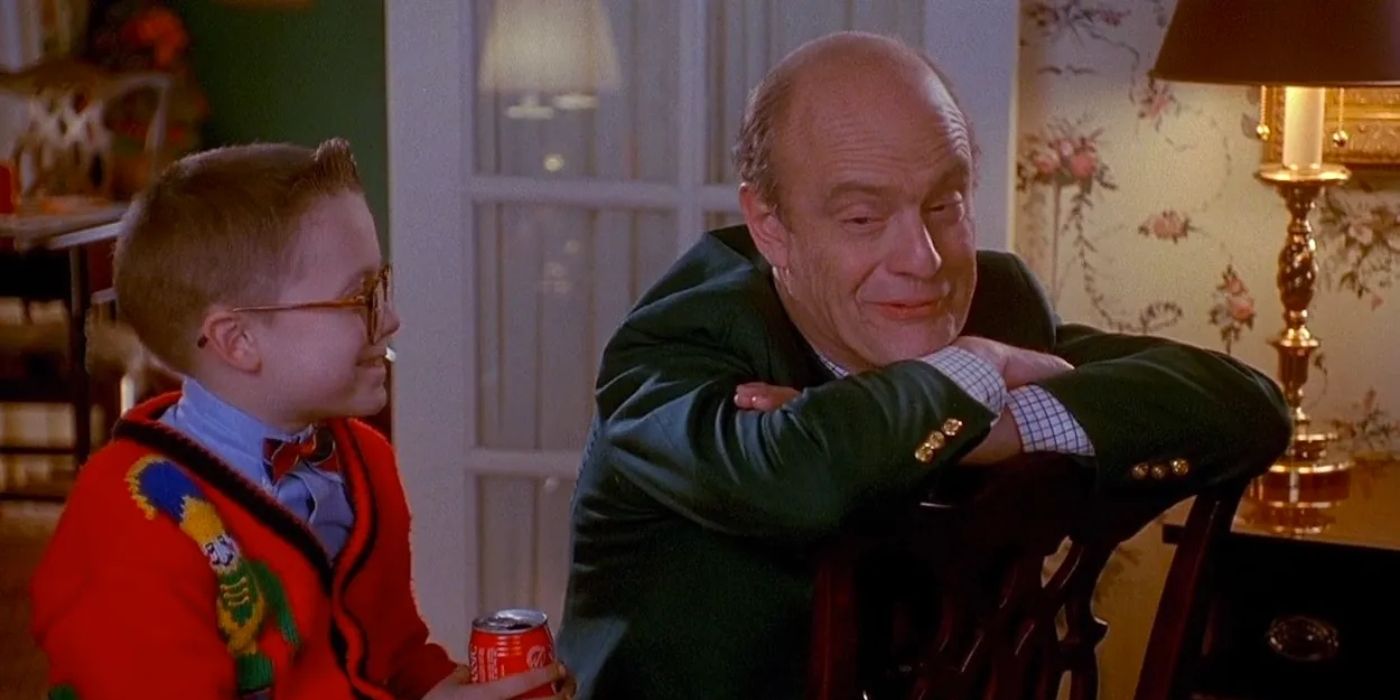 The Real Villain of Home Alone Isn't Harry or Marv (& He Was Almost Played by Kelsey Grammer)