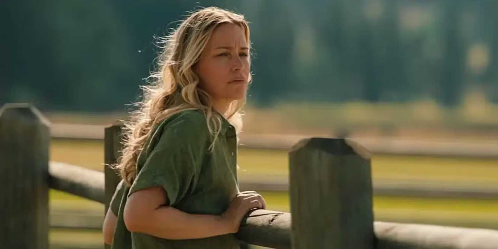 Piper Perabo stars as Summer Higgins in Yellowstone.
