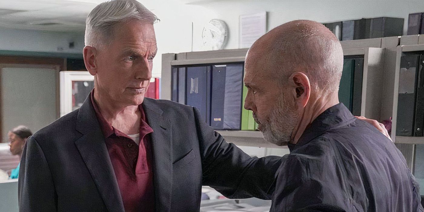 Tobias Fornell (Joe Spano) fala com Leroy Gibbs (Mark Harmon) no NCIS.