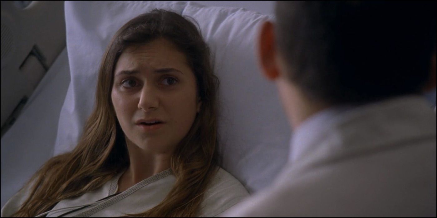 House MD Delia hablando con el Dr. Taub