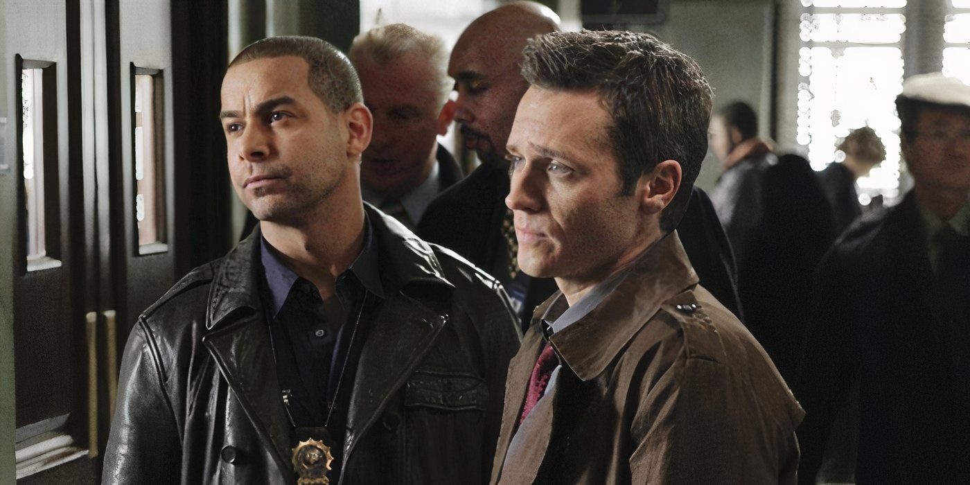 Ryan ve Esposito, Castle Sezon 2'deki bir suç mahallinde