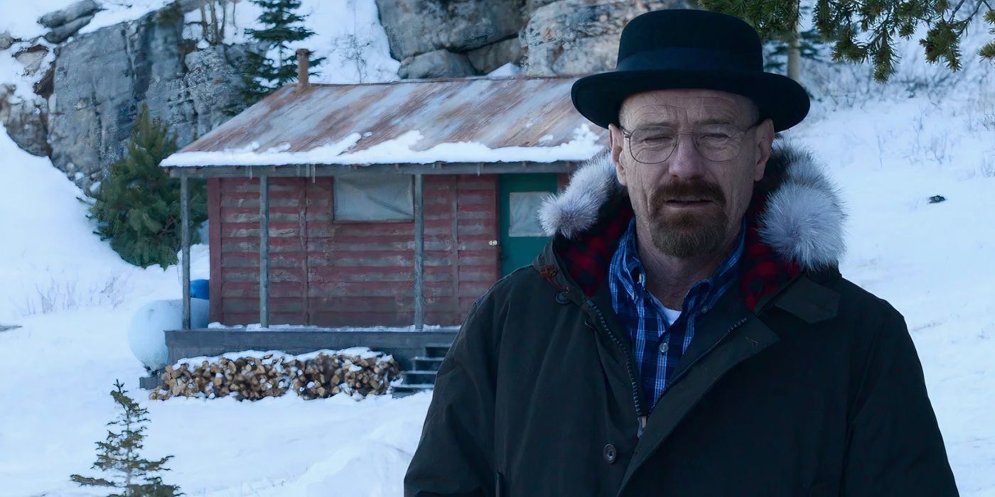 Walt se encuentra fuera de su cabaña de escondite en Nueva Hampshire en Breaking Bad.
