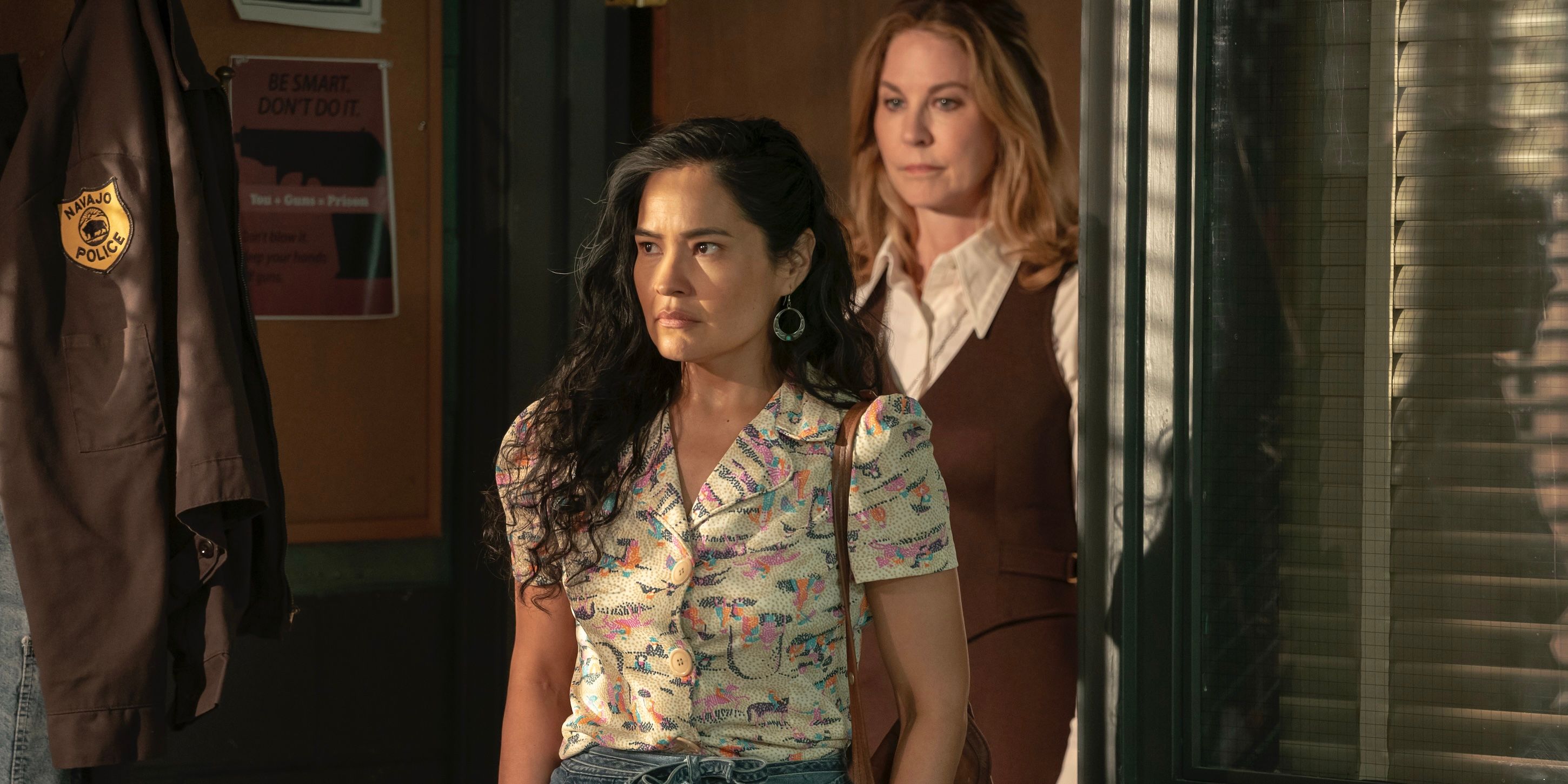 Emma Leaphorn y Sylvia Washington en Dark Winds