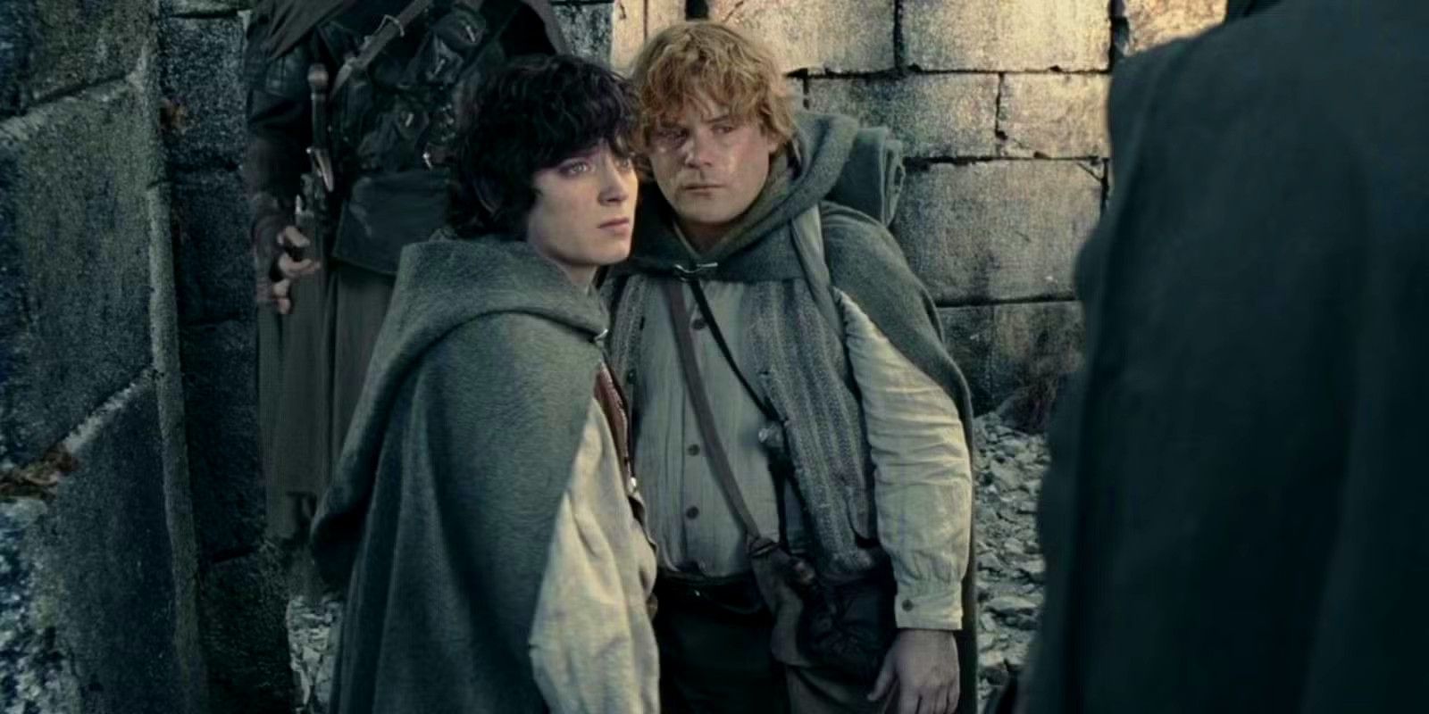 Frodo and Sam in Osgiliath from The Lord of the Rings: The Two Towers.