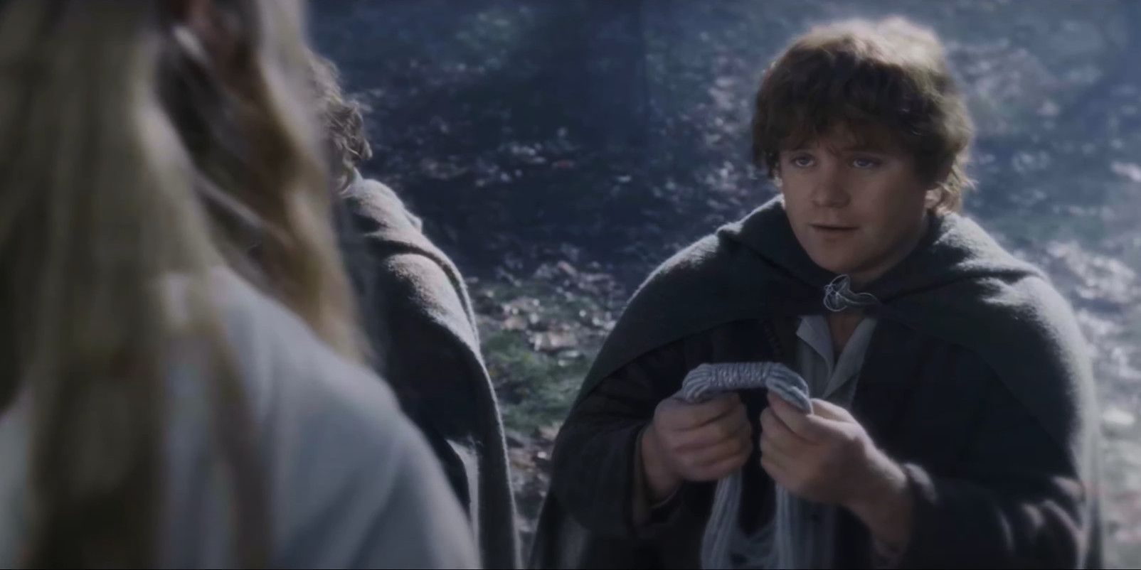 Galadriel Yüzüklerin Efendisi'nde Samwise Gamgee'ye Elf Halat Veriyor: Yüzüğün Kardeşliği