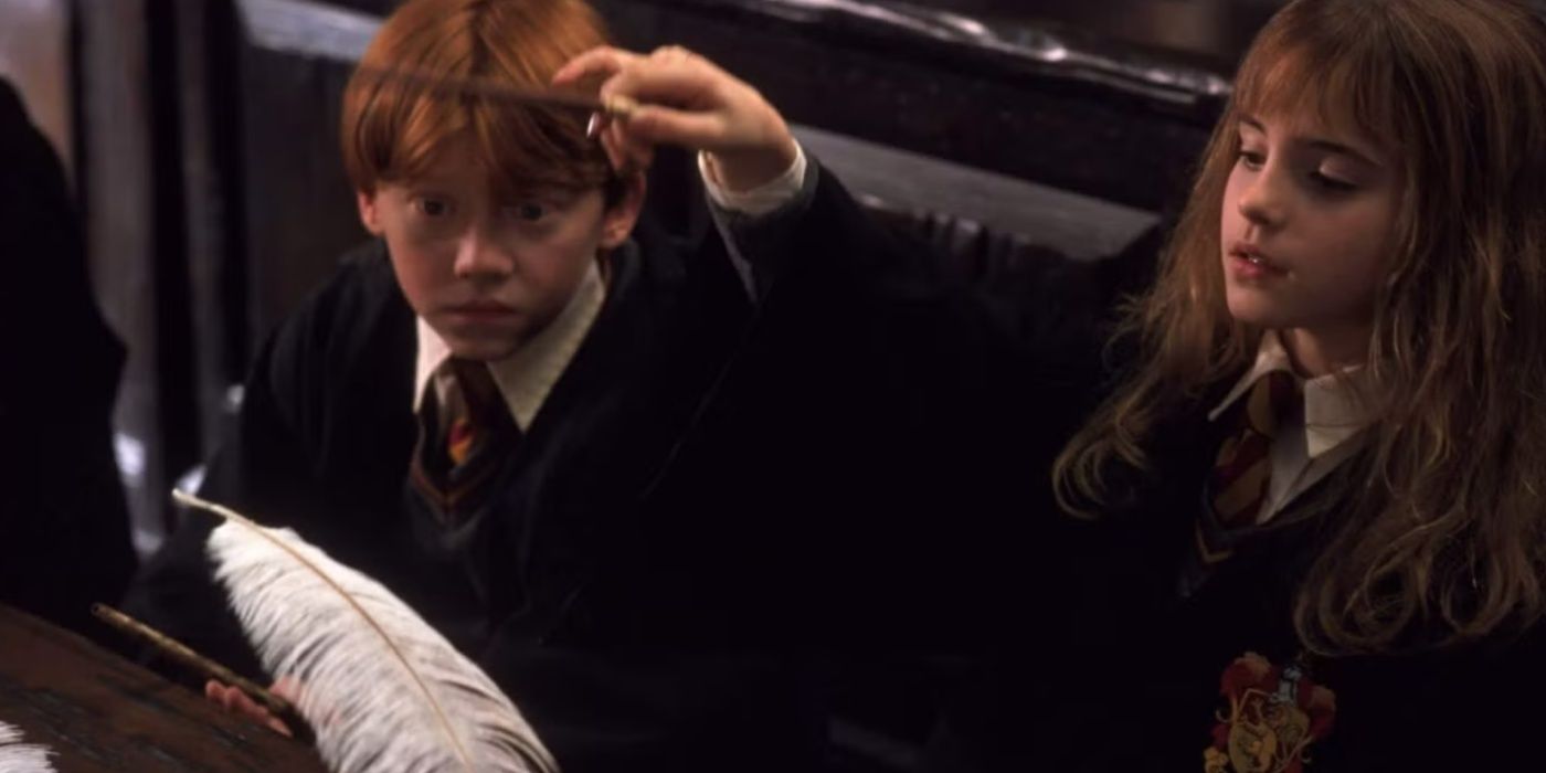 Hermione, Ron'a bakarken Wingardium Leviosa'yı döker