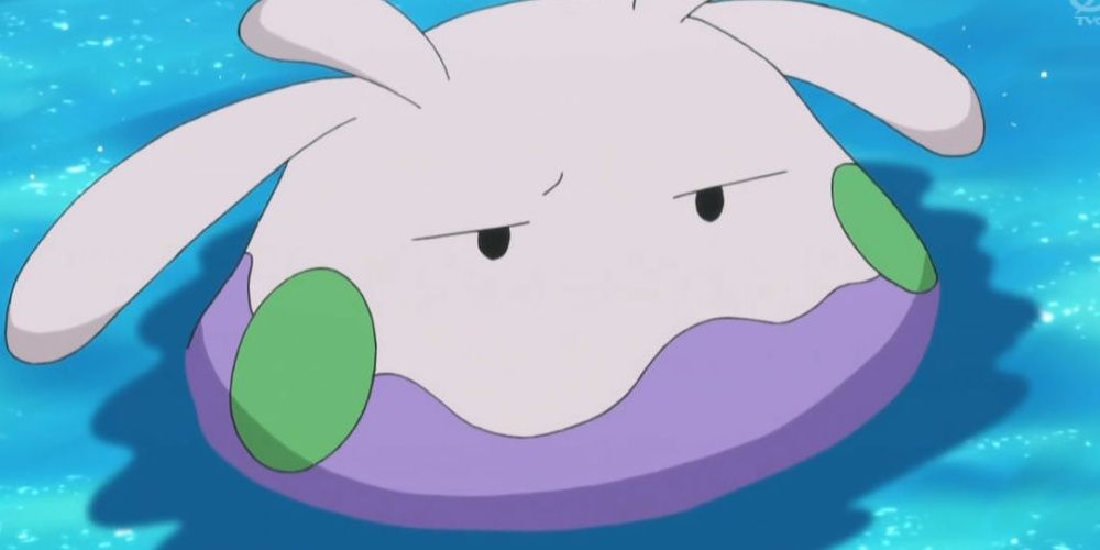 Biraz sudaki Pokemon Goomy üzgün ve rahatsız görünüyor. 