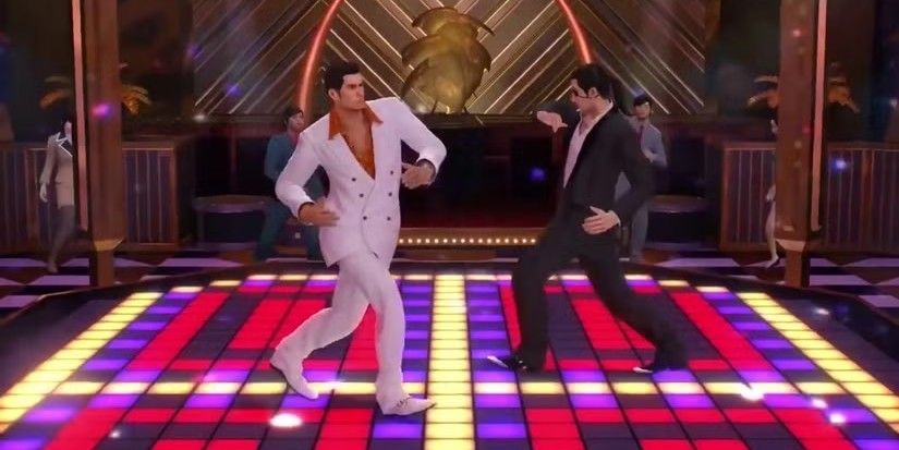 Dois personagens na pista de dança em Yakuza 0