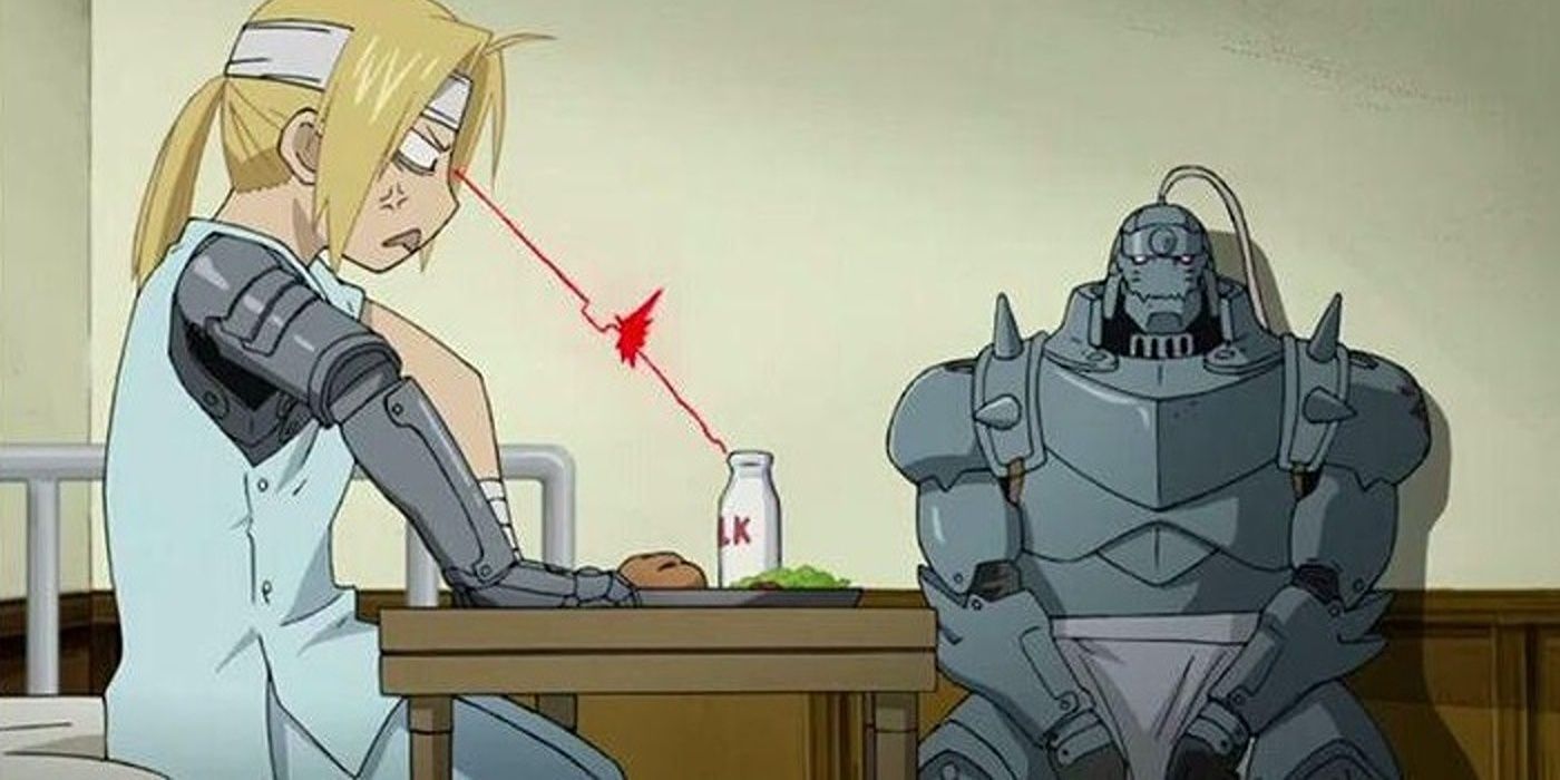 Edward olha para o leite em sua bandeja de almoço.