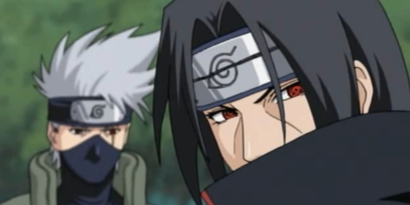 Itachi mira hacia otro lado con Kakashi en el fondo.