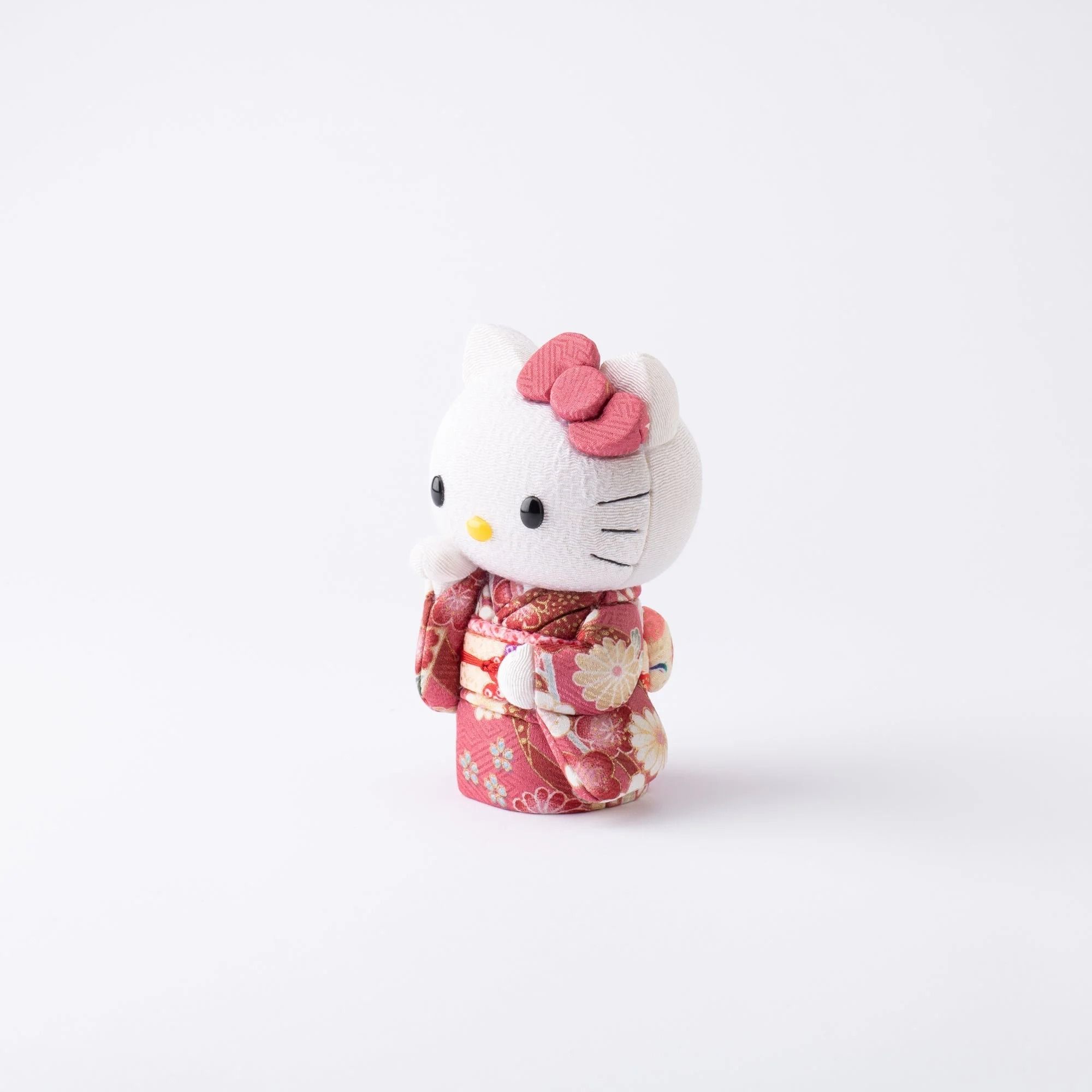 Hello Kitty Oozes Elegance & Refinement in New Limited Hello Kitty Oozes Elegance & Refinement in New Limited