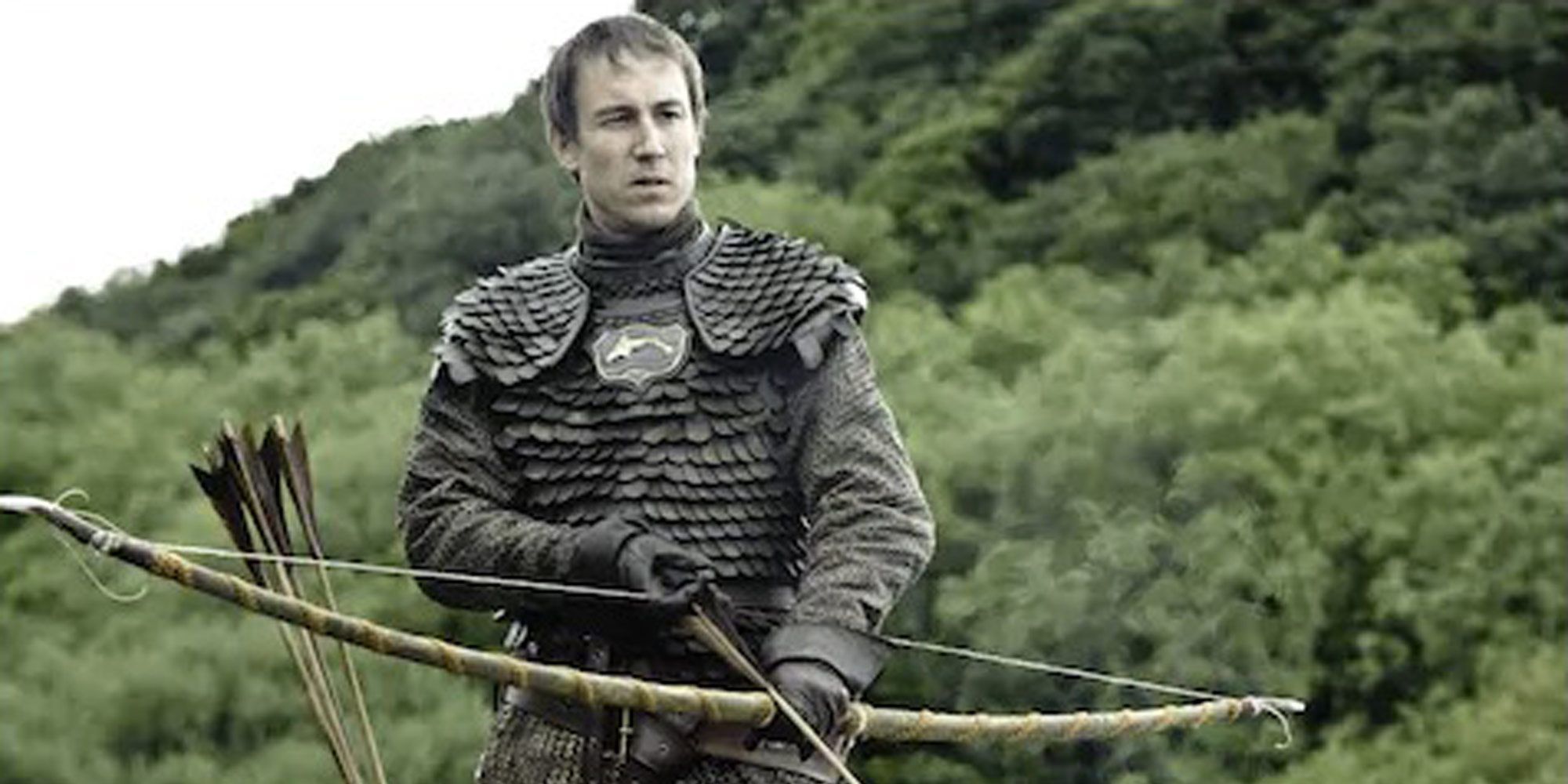 Edmure Tully holds an arc in Game of Thrones