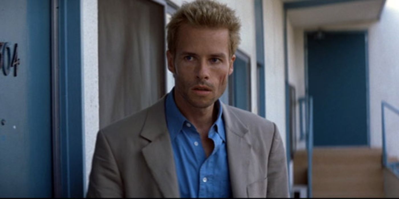 Guy Pearce as Leonard Shelby from the movie Memento (2000)