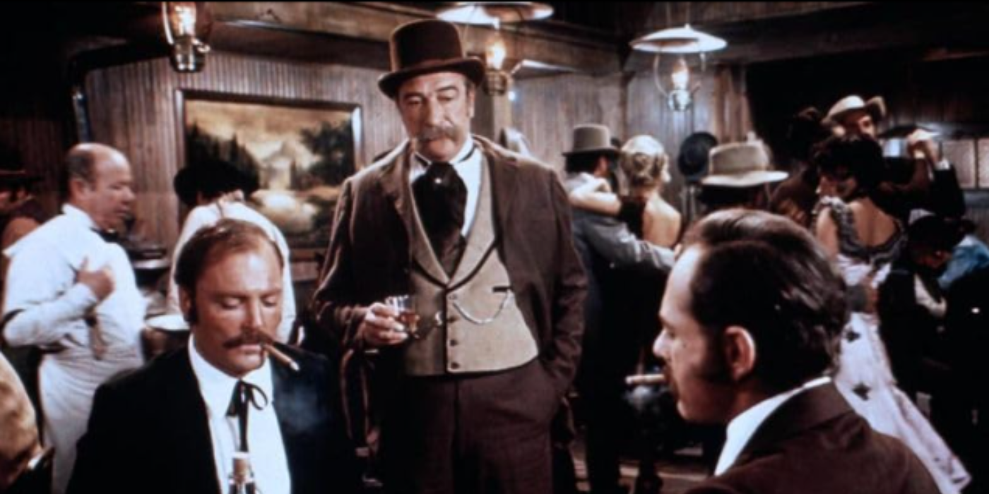 Stacy Keach and Harris Yulin in 