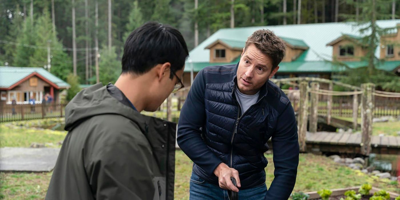 Colter talking to a young man in Tracker.