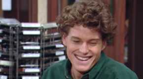 Eric Dane as Oliver in Radio Free Trumaine