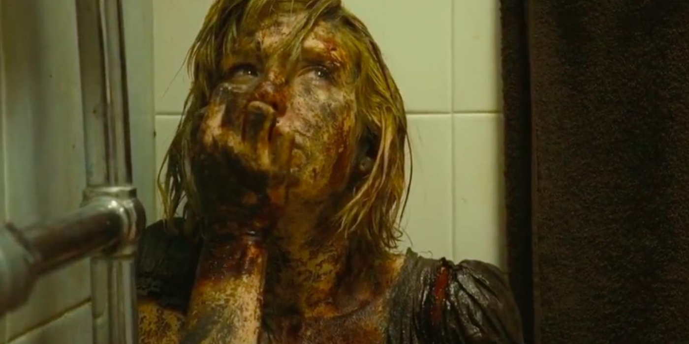 Kelly Reilly in the bathroom in Eden Lake